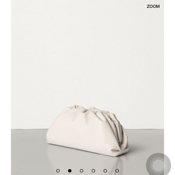 💯 authentic Bottega veneta pouch 20 - Picture 1 of 8